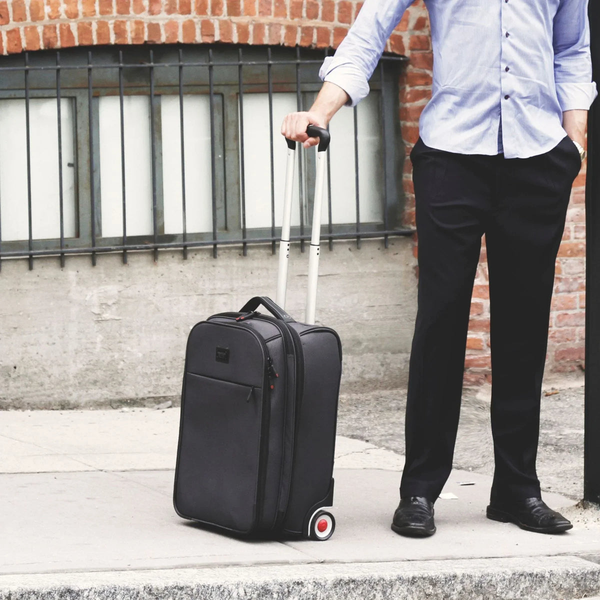 J World Bay Business Carry-on Rolling Backpack for Travel and Commute, ebony