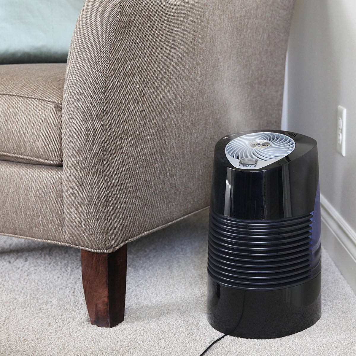 Vornado Ultra 3 Whole Room Ultrasonic Humidifier, charcoal and Blue, New
